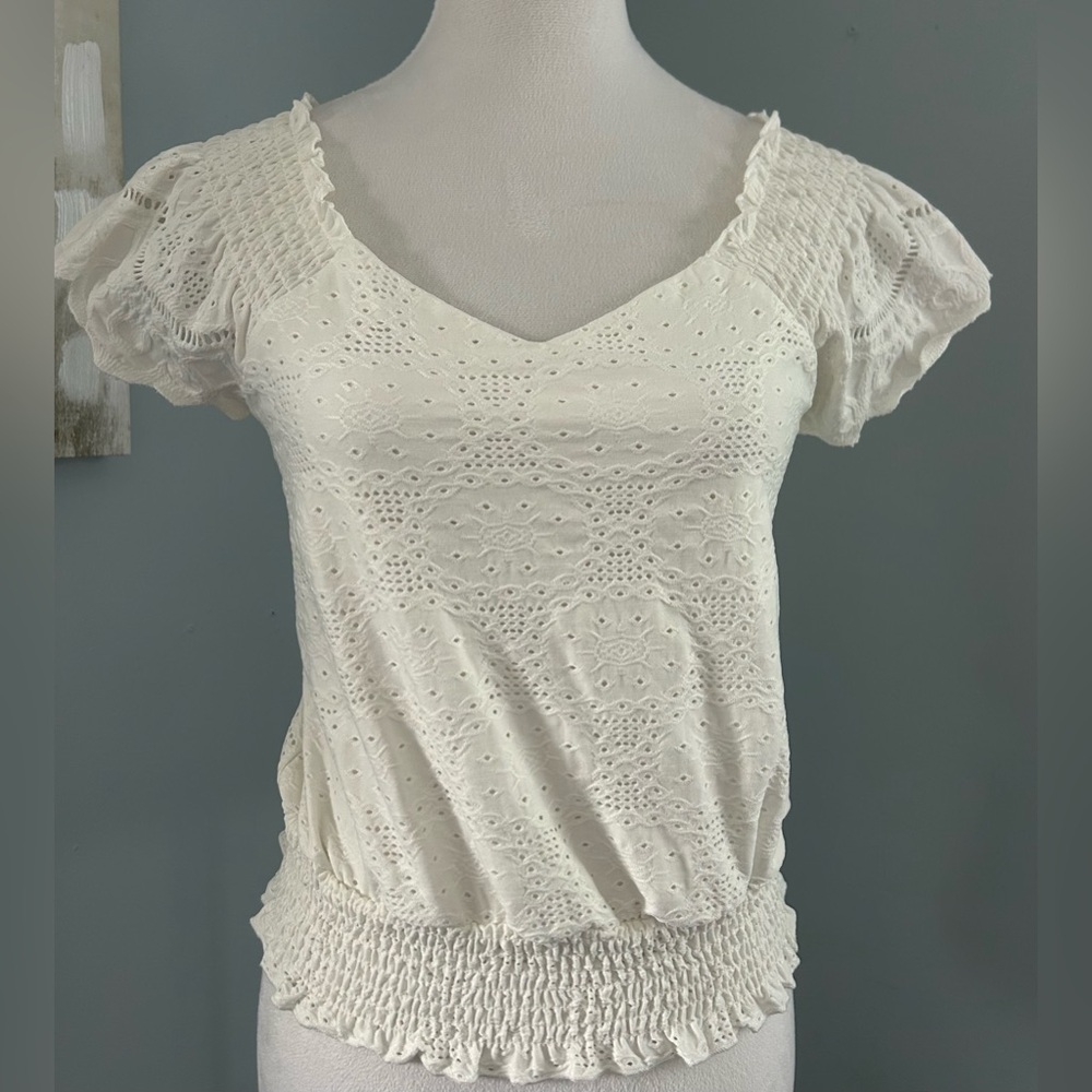 URBAN Romantics Cream Eyelet Blouse